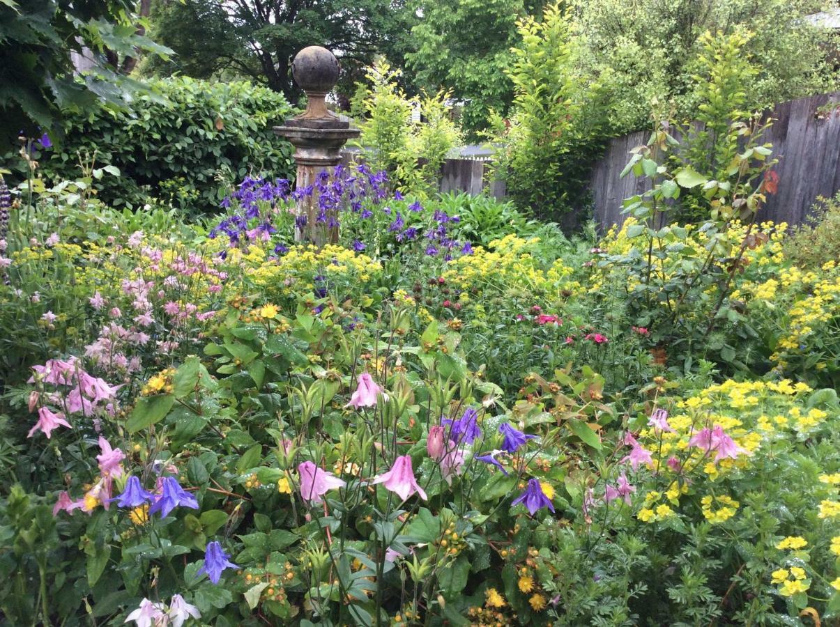 Trentham Hollyoak B&B 외부 사진